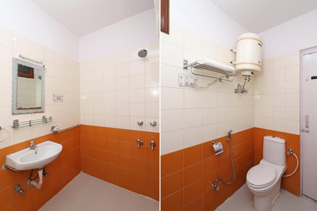 Oyo 11452 Golden Castle Lodge Indirapuram Εξωτερικό φωτογραφία